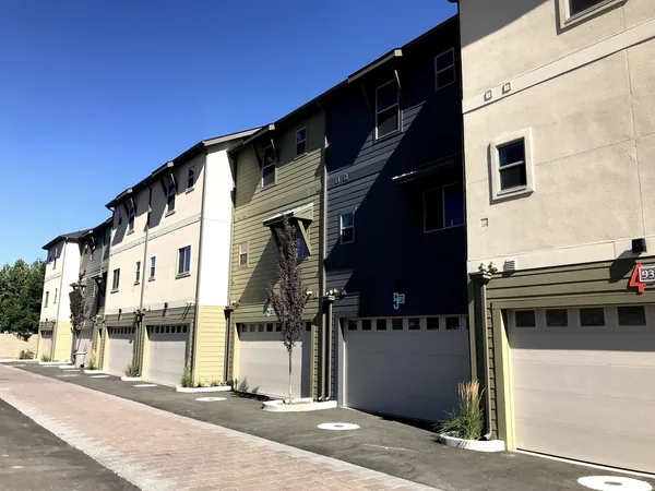 Parkway Station Townhomes